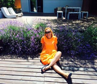 Andreea Esca feet photo 3