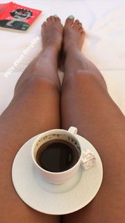 Andreea Esca feet photo 7