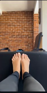 Andreea Esca feet photo 9