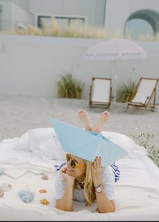 Andreea Esca feet photo 8