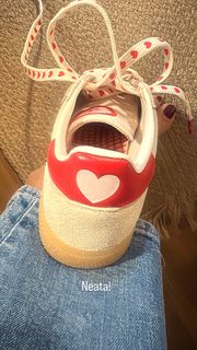Andreea Esca feet photo 1