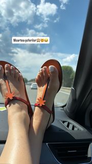 Andreea Esca feet photo 12