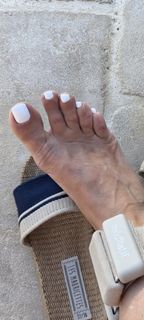 Andreea Esca feet photo 10