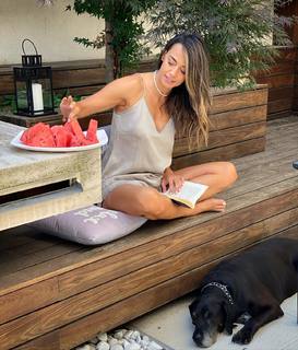 Andreea Raicu feet photo 14