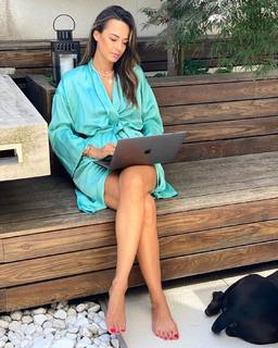 Andreea Raicu feet photo 8
