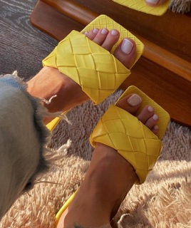 Andreea Raicu feet photo 6