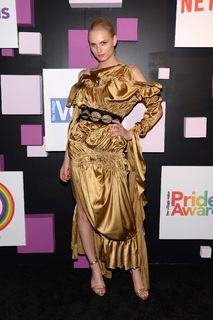Andreja Pejic feet photo 11