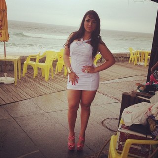 Andressa Soares feet photo 7