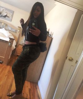 Andressa Soares feet photo 11