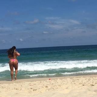 Andressa Soares feet photo 3
