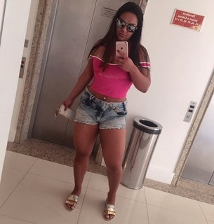 Andressa Soares feet photo 15