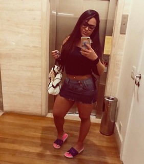 Andressa Soares feet photo 7