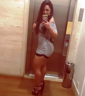 Andressa Soares feet photo 16