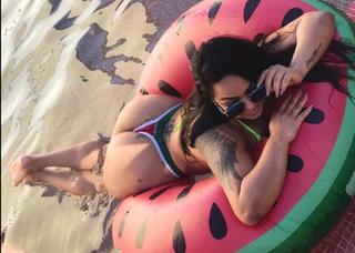 Andressa Soares feet photo 6