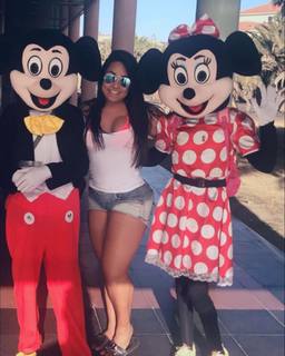 Andressa Soares feet photo 17