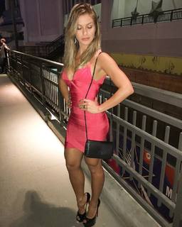 Andressa Suita feet photo 5