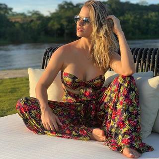 Andressa Suita feet photo 14