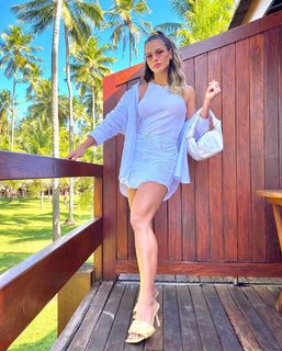 Andressa Suita feet photo 9