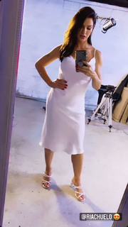 Andressa Suita feet photo 3