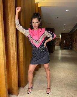 Andressa Suita feet photo 15