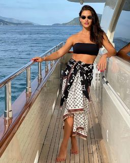 Andressa Suita feet photo 3