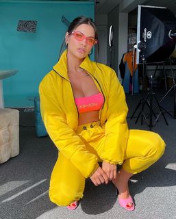 Andressa Suita feet photo 10