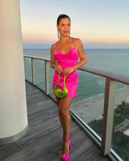 Andressa Suita feet photo 12