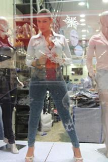 Andressa Urach feet photo thumbnail