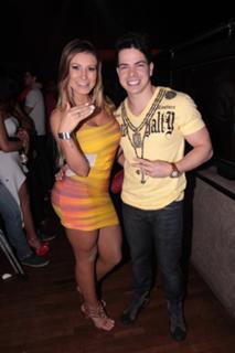 Andressa Urach feet photo thumbnail