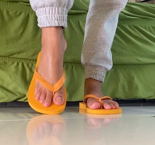 Andreza Santana feet photo 2