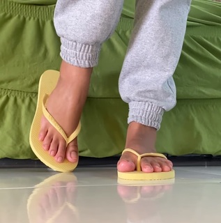 Andreza Santana feet photo 4