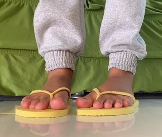 Andreza Santana feet photo 2