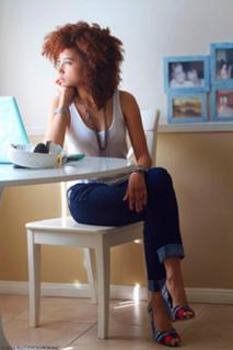 Andy Allo feet photo 20