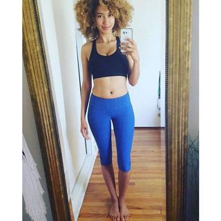 Andy Allo feet photo 18