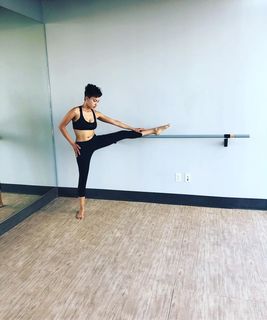 Andy Allo feet photo 14
