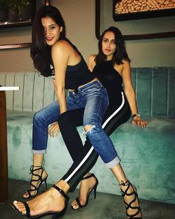 Aneesha Joshi feet photo 18