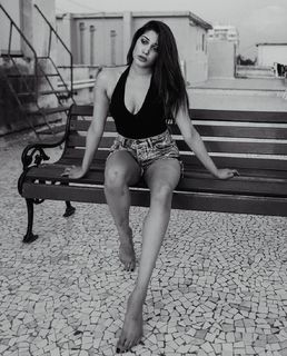 Aneesha Joshi feet photo 2