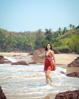 Aneet Padda feet photo thumbnail