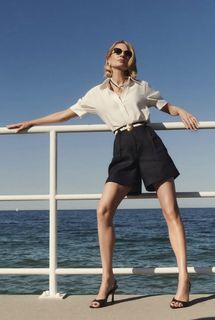 Aneta Kreglicka feet photo 3