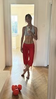 Aneta Kreglicka feet photo 3
