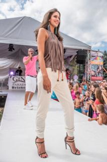 Aneta Vignerová feet photo 1