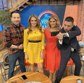 Anette Cuburu feet photo thumbnail