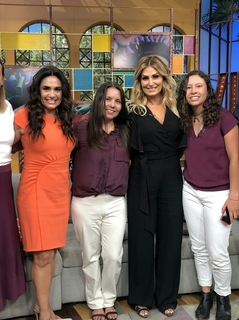 Anette Cuburu feet photo thumbnail