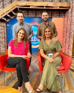 Anette Cuburu feet photo thumbnail