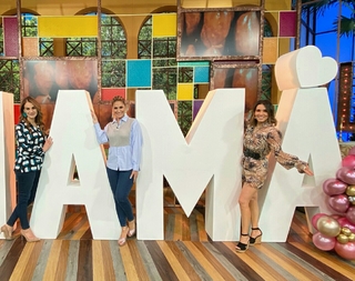 Anette Cuburu feet photo thumbnail