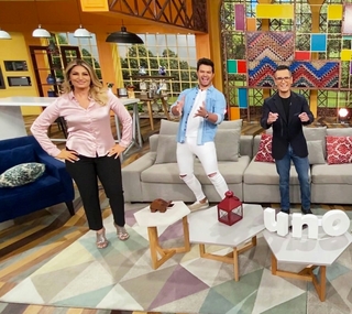 Anette Cuburu feet photo thumbnail