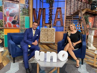 Anette Cuburu feet photo thumbnail