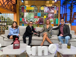 Anette Cuburu feet photo thumbnail