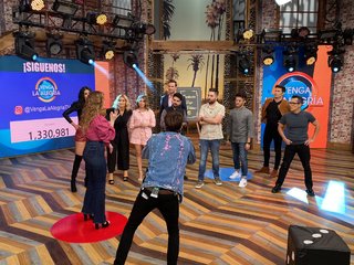 Anette Cuburu feet photo thumbnail