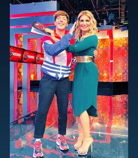 Anette Cuburu feet photo thumbnail